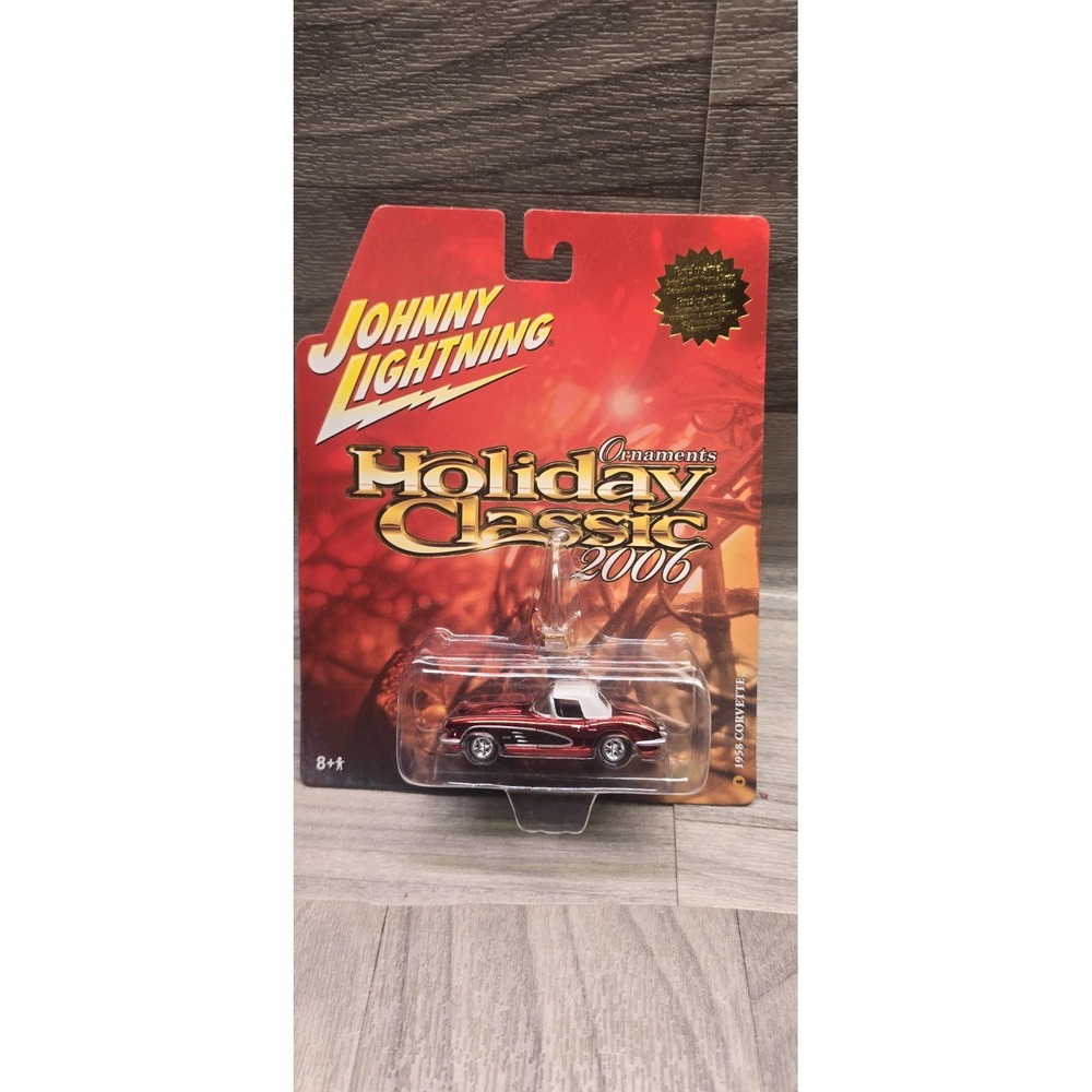 Johnny Lightning Holiday Classics 2006 Ornaments 1958 Chevrolet Corvette diecast